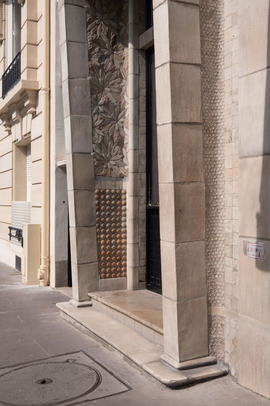 Jan Konings Rue Benjamin Franklin Paris Auguste Perret Entrance